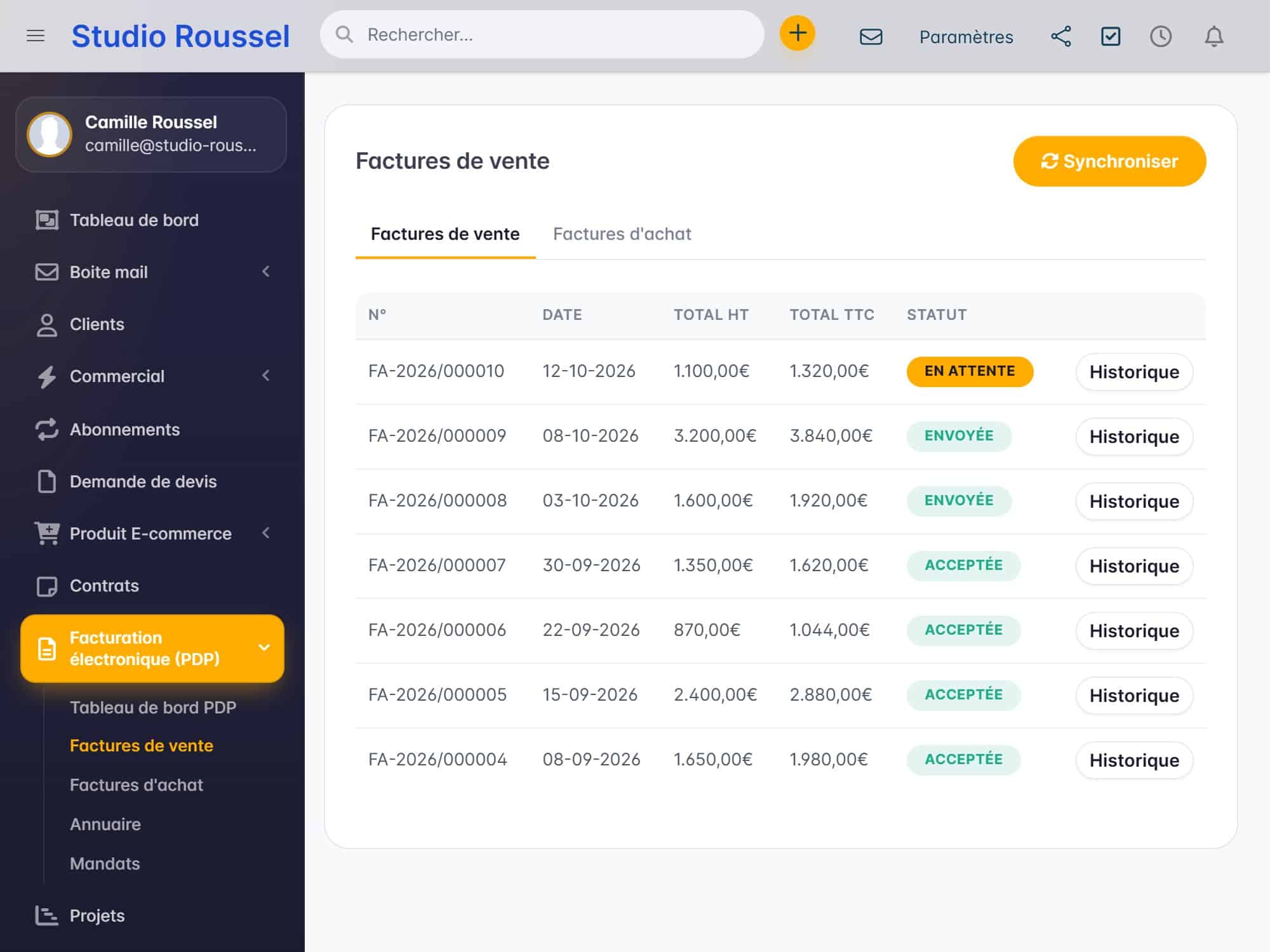 Suivi des factures de vente transmises dans PropulseCRM avec leur statut : en attente, envoyée, acceptée
